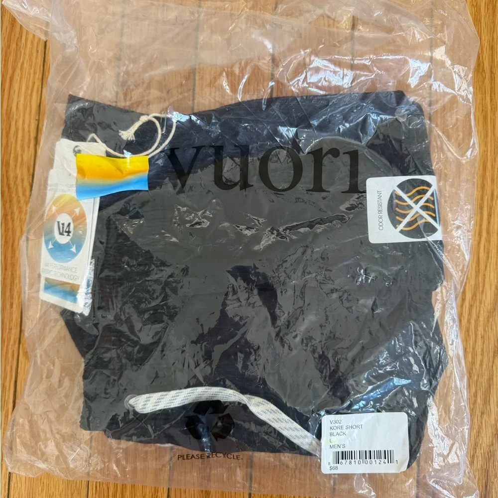 Vuori Kori Lined Shorts - 7” Inseam - Black - Picture 2 of 7
